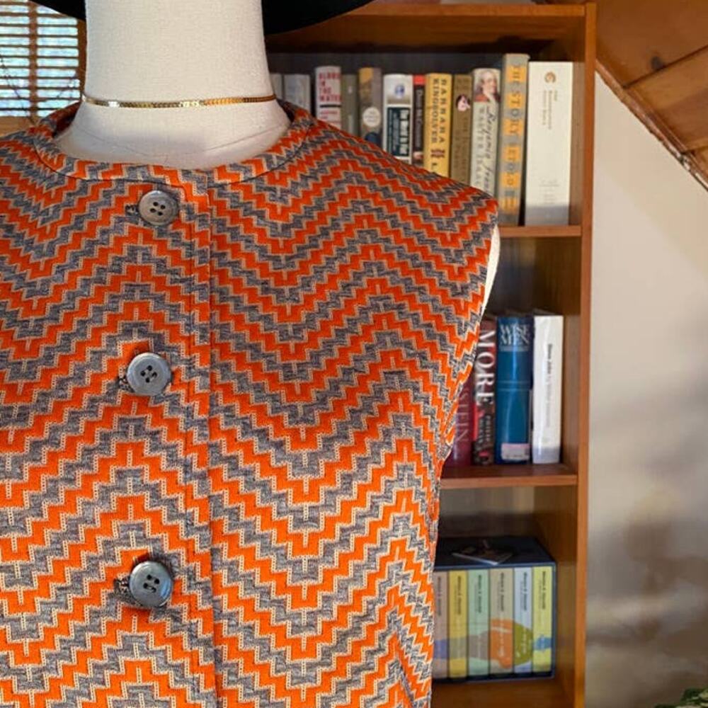 Vintage 1970s Vest Orange - Picture 6 of 12